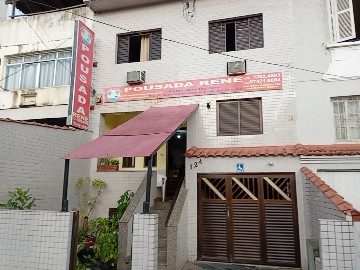 Fachada da Pousada Renê em Santos